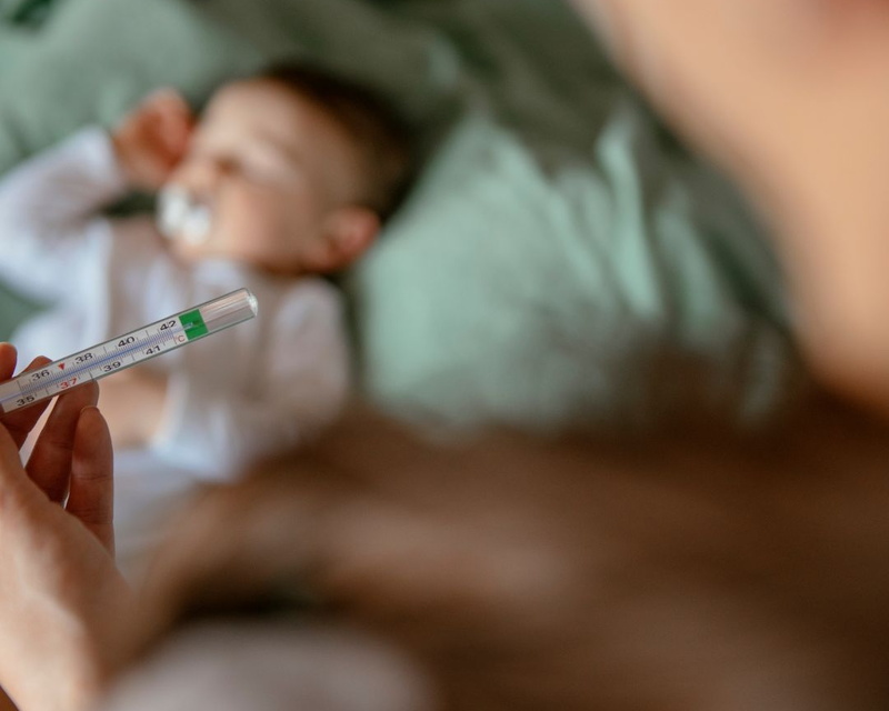 Температура у ребёнка: что делать и когда нужно обратиться к врачу