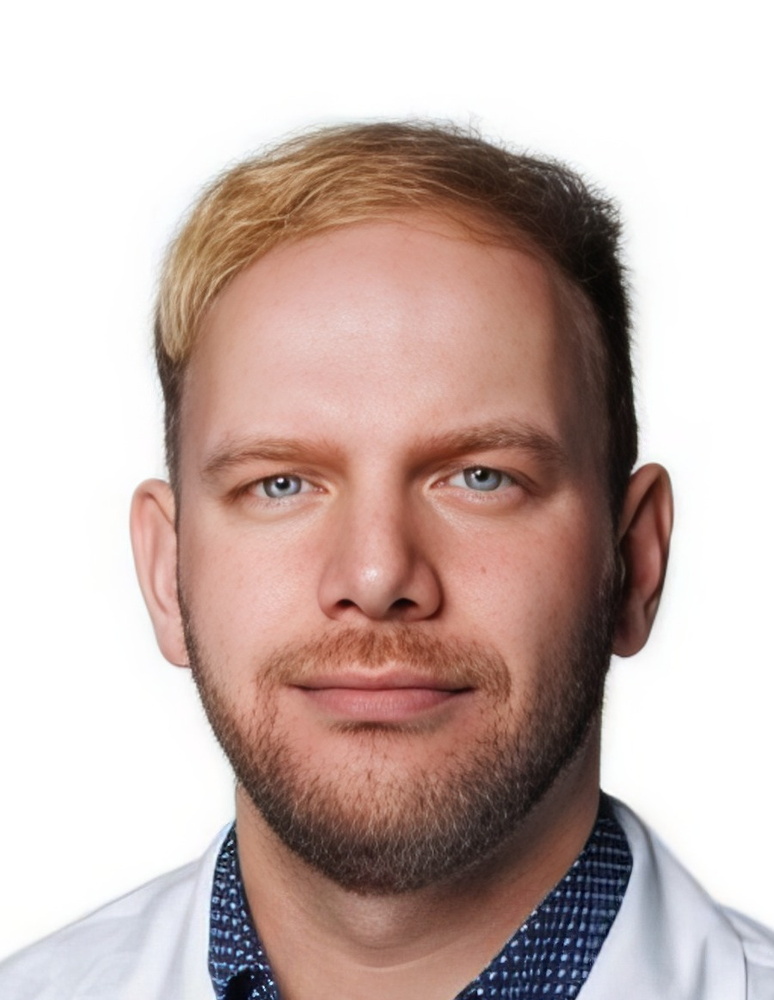 Бакулев  Артем  Олегович