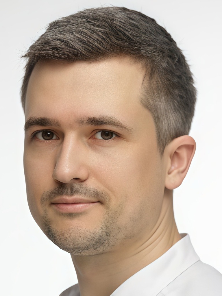 Мамонтов  Олег  Юрьевич