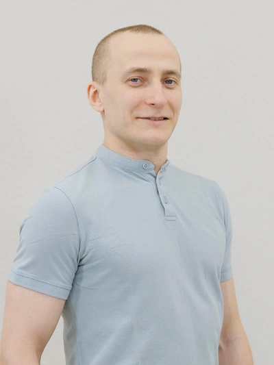 Антошенков Всеволод Григорьевич — Специалист по физиотерапии, Медицинский массажист, Инструктор по лечебной физкультуре, Клиника Листва