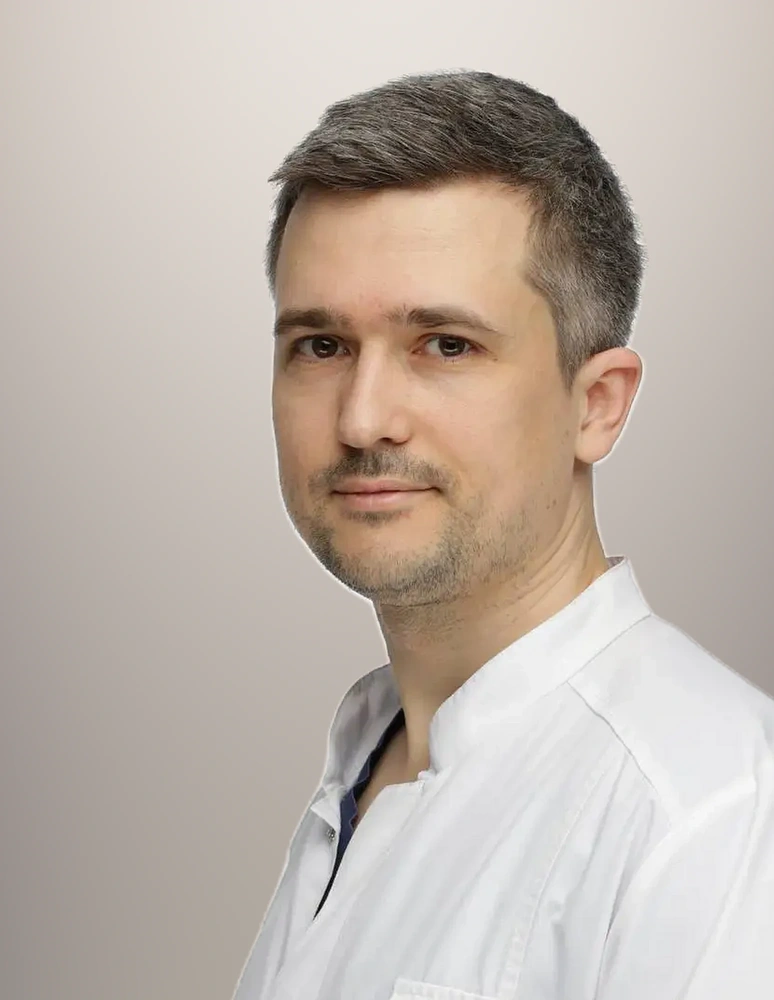 Мамонтов  Олег  Юрьевич