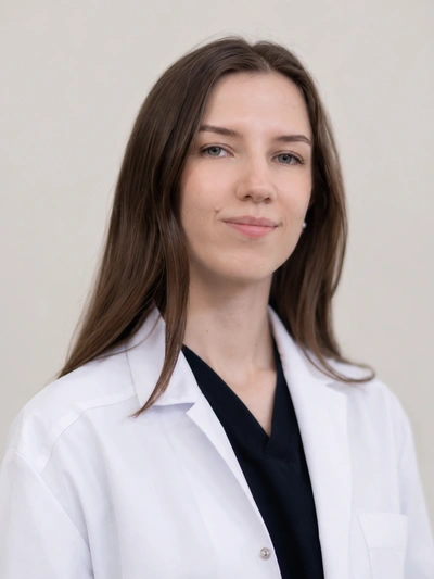 Землянцева Полина Денисовна — Спортивный врач, Инструктор по лечебной физкультуре (ЛФК), Специалист по физиотерапии, Клиника Листва
